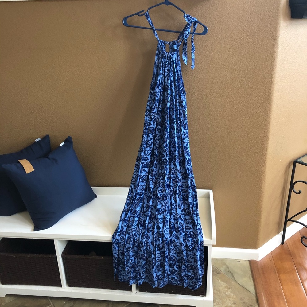 Women’s Hawaii dress with tie shoulder NWOT